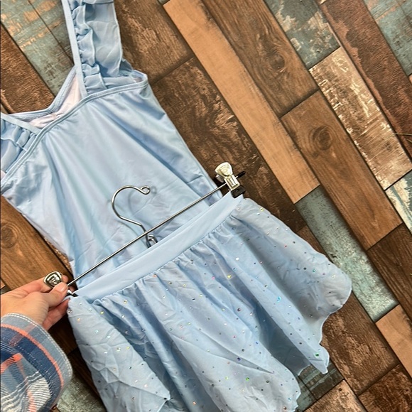 Light Blue Ruffled dance leotard Set - Picture 15 of 16